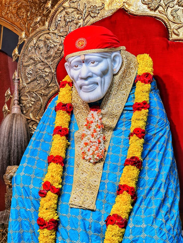 Sai Baba 4